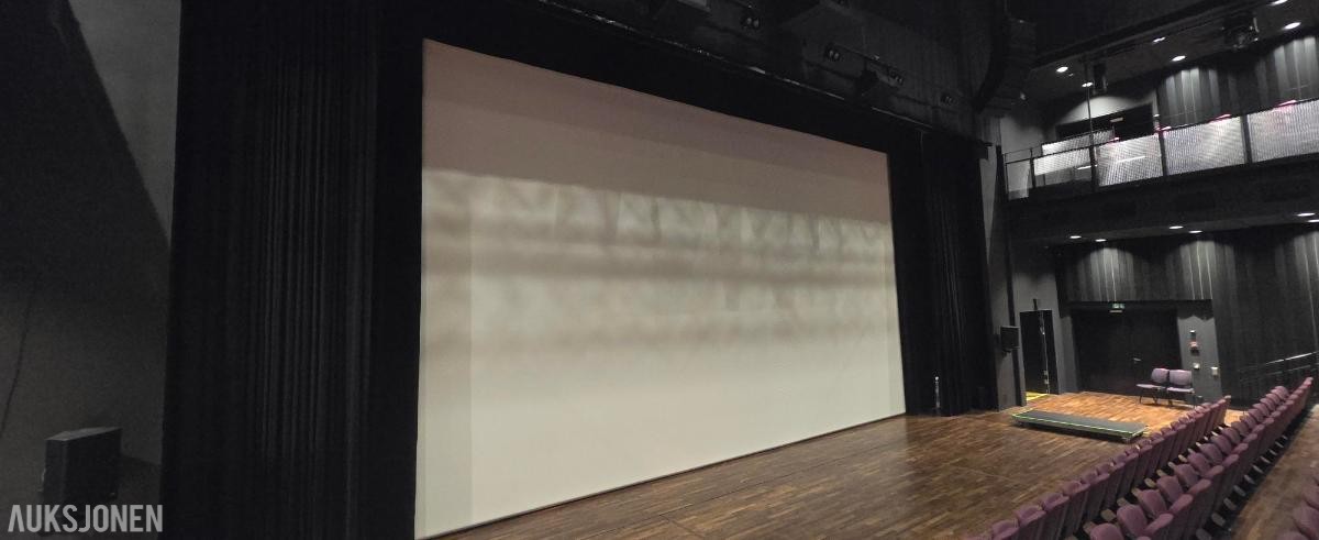 Kinolerret 14m x 8,5m